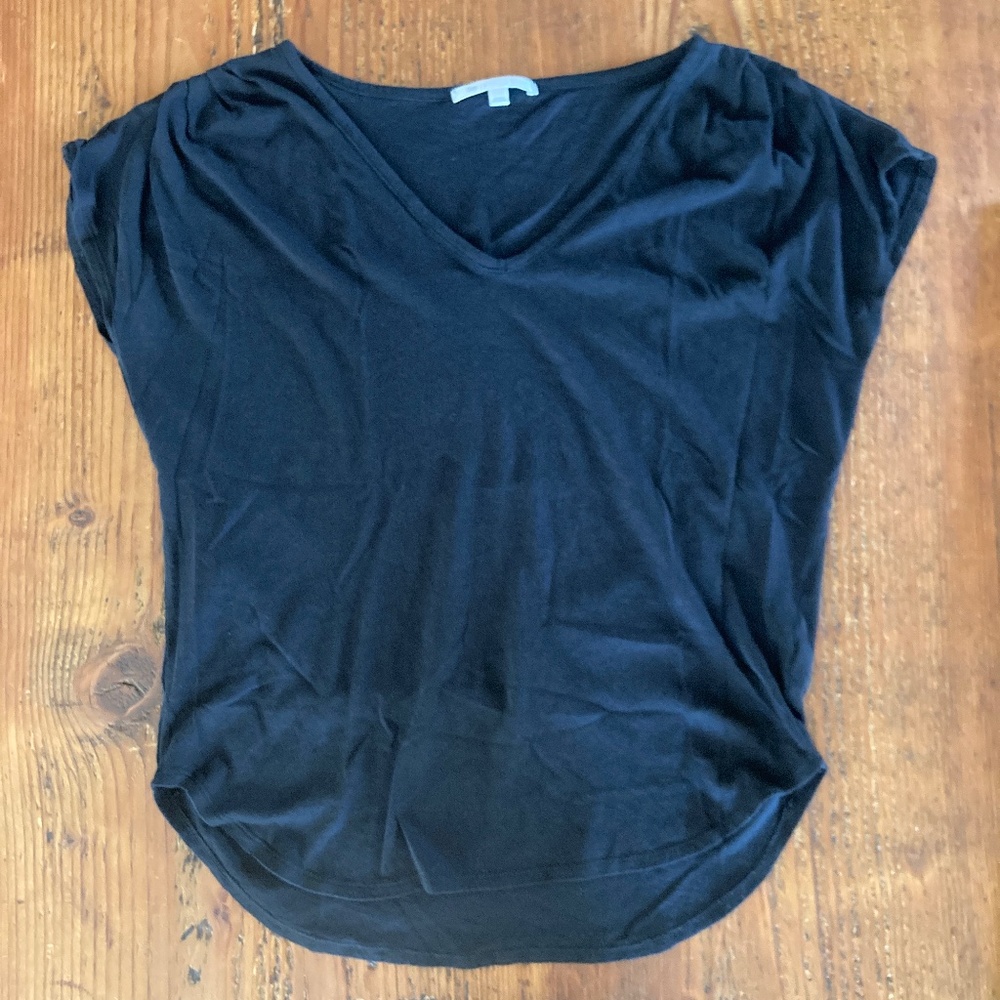 Gap Short Sleeve Black Tee V-Neck Size Small